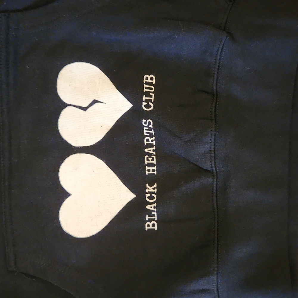 YUNGBLUD GRAPHIC PULL OVER HOODIE NWT - Picture 2 of 8
